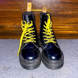 Dr. Martens VEGAN JADON II MONO